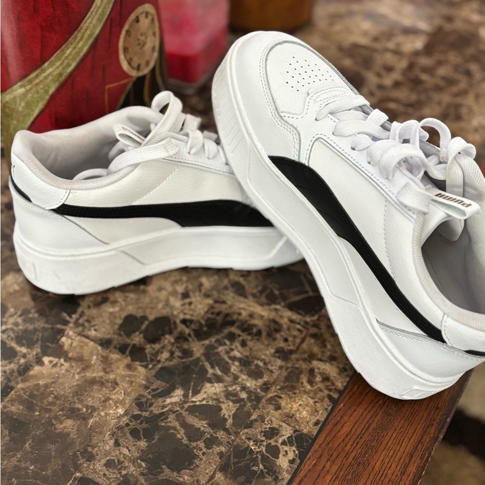 EUC - only worn ONCE.